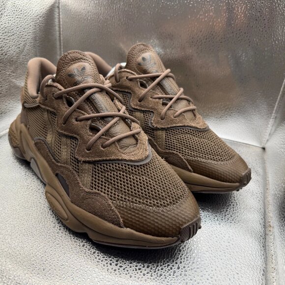 Size 10 Adidas Ozweego Earth Strata Dark Brown Lace Up Womens Sneakers IG4184 - Picture 3 of 13